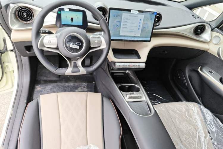 Used BYD Dolphin 2025 420km Free Edition Center Console