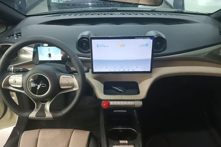 Used BYD Dolphin 2025 420km Free Edition Center Console