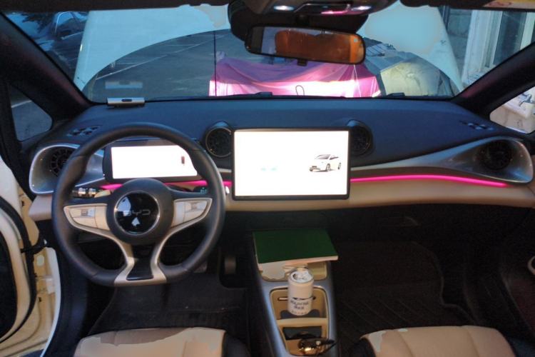 Used BYD Dolphin 2025 Intelligent Driving Version 520km Range Knight Edition Center Console