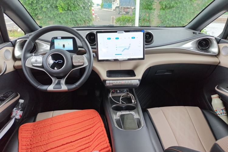 Used BYD Dolphin 2025 420km Free Edition Center Console