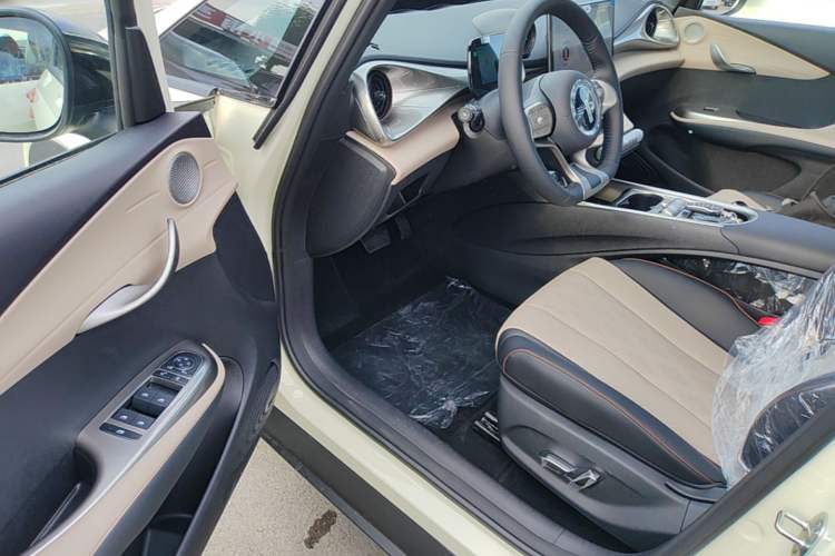Used BYD Dolphin 2025 420km Free Edition Driver Seat