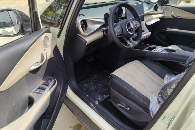 Used BYD Dolphin 2025 420km Free Edition Driver Seat