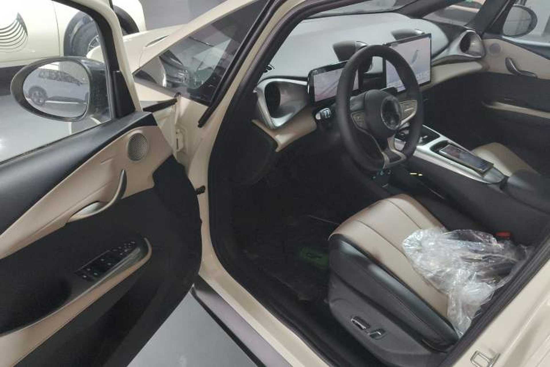 Used BYD Dolphin 2025 Smart Drive Version 420 km Freedom Edition Driver Seat