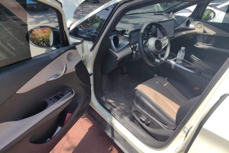 Used BYD Dolphin 2025 Intelligent Driving Version 410 km Fashion Edition Driver Seat