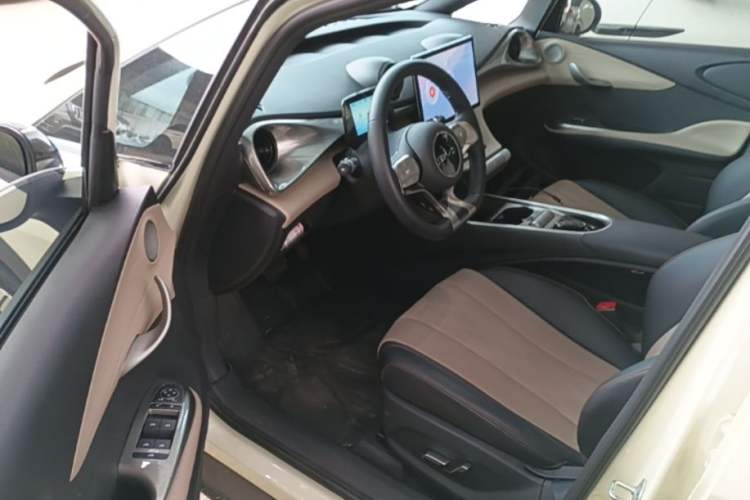 Used BYD Dolphin 2025 420km Free Edition Driver Seat