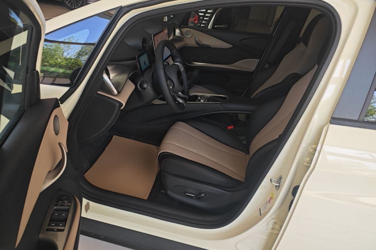 Used BYD Dolphin 2025 420km Free Edition Driver Seat
