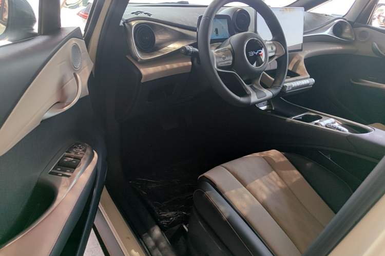 Used BYD Dolphin 2025 420km Free Edition Driver Seat