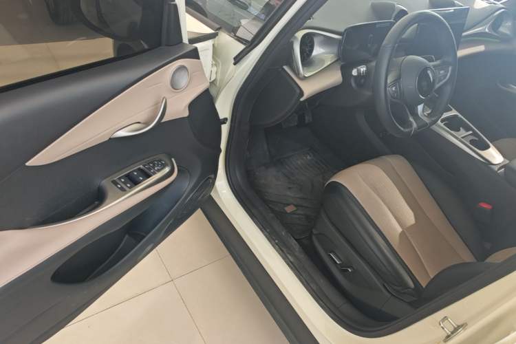 Used BYD Dolphin 2025 Intelligent Driving Version 410 km Fashion Edition Driver Seat