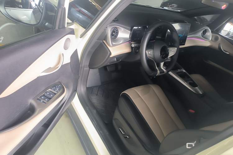 Used BYD Dolphin 2025 Intelligent Driving Version 410 km Fashion Edition Driver Seat