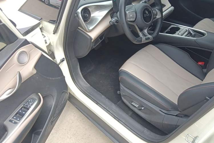 Used BYD Dolphin 2025 420km Free Edition Driver Seat