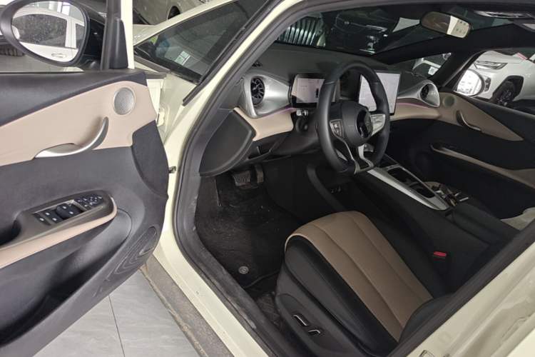 Used BYD Dolphin 2025 Intelligent Driving Version 410 km Fashion Edition Driver Seat