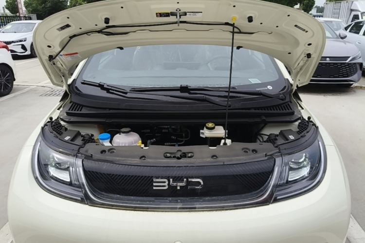 Used BYD Dolphin 2025 420km Free Edition Engine Bay