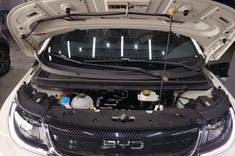 Used BYD Dolphin 2025 420km Free Edition Engine Bay
