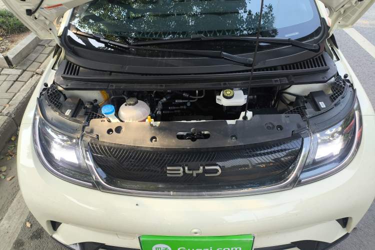 Used BYD Dolphin 2025 420km Free Edition Engine Bay