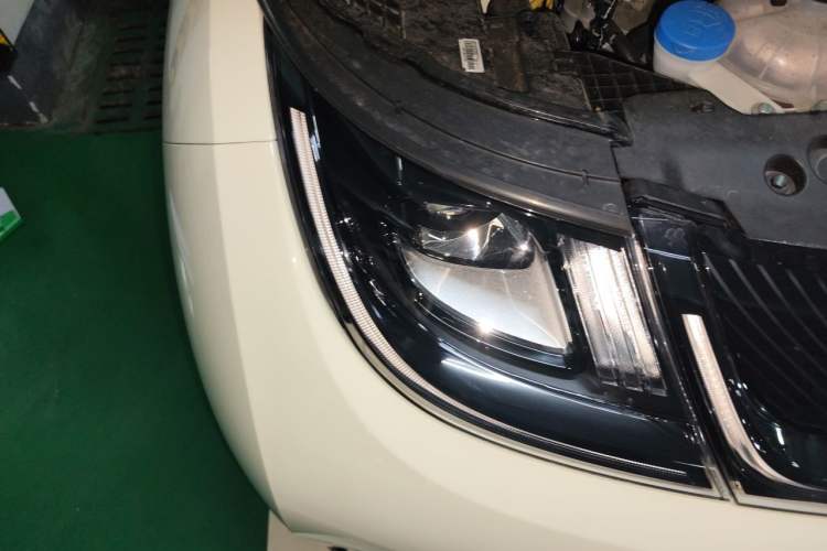 Used BYD Dolphin 2025 420km Free Edition Engine Bay Right