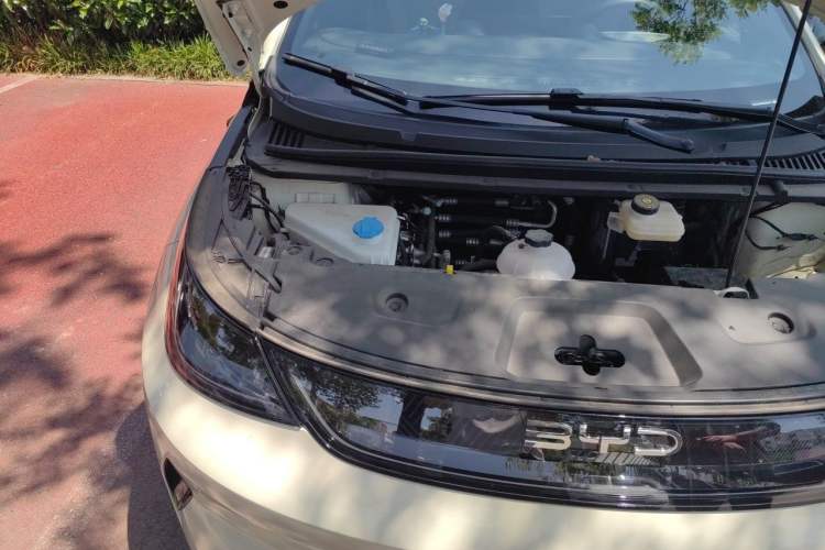 Used BYD Dolphin 2025 Intelligent Driving Version 410 km Fashion Edition Engine Bay Right