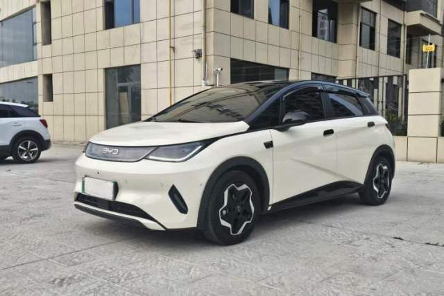 Used BYD Dolphin 2025 Smart Drive Version 420 km Freedom Edition