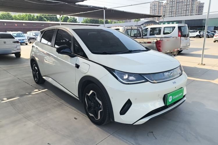 Used BYD Dolphin 2025 Smart Drive Version 420 km Freedom Edition Exterior 1