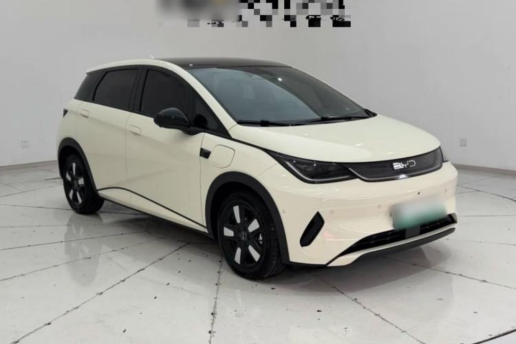 Used BYD Dolphin 2025 Intelligent Driving Version 410 km Fashion Edition Exterior 1