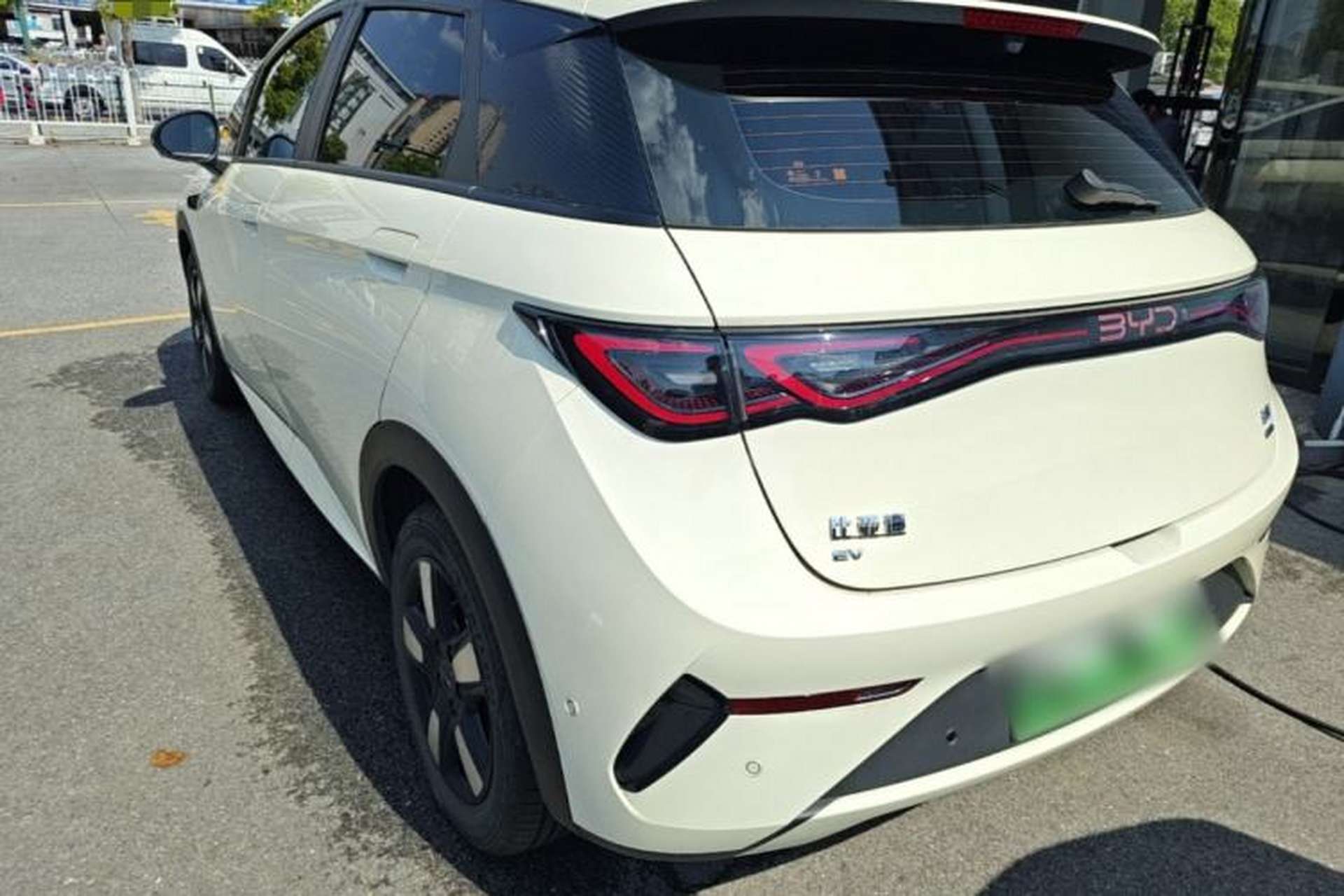 Used BYD Dolphin 2025 Intelligent Driving Version 410 km Fashion Edition Exterior 2