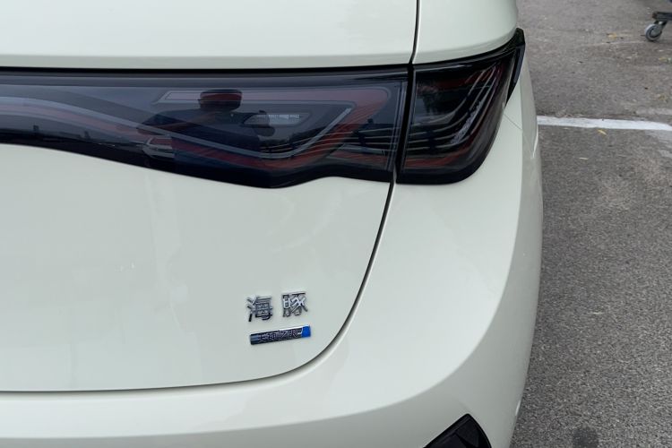 Used BYD Dolphin 2025 Smart Drive Version 420 km Freedom Edition Exterior 2