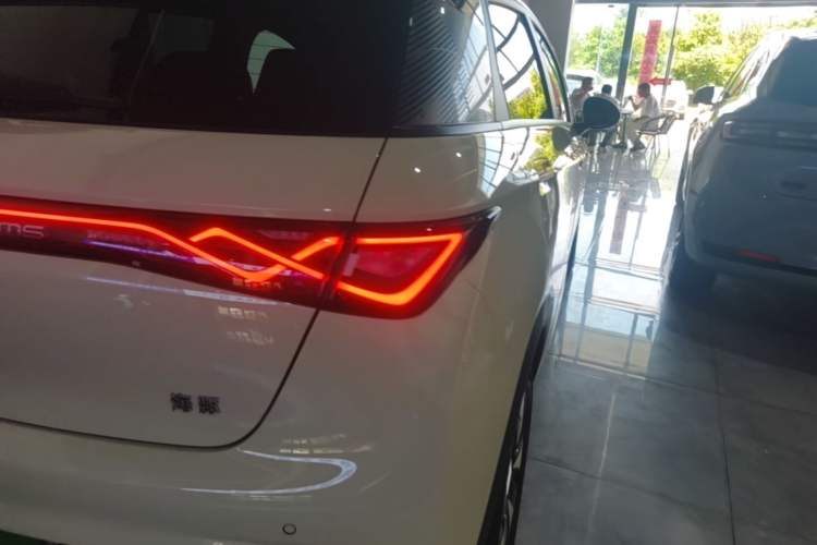 Used BYD Dolphin 2025 420km Fashion Edition Exterior 3