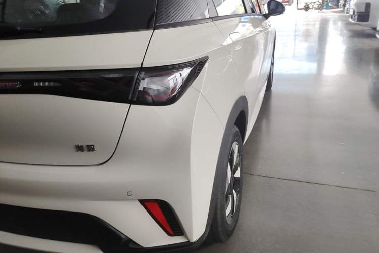 Used BYD Dolphin 2025 420km Free Edition Exterior 3