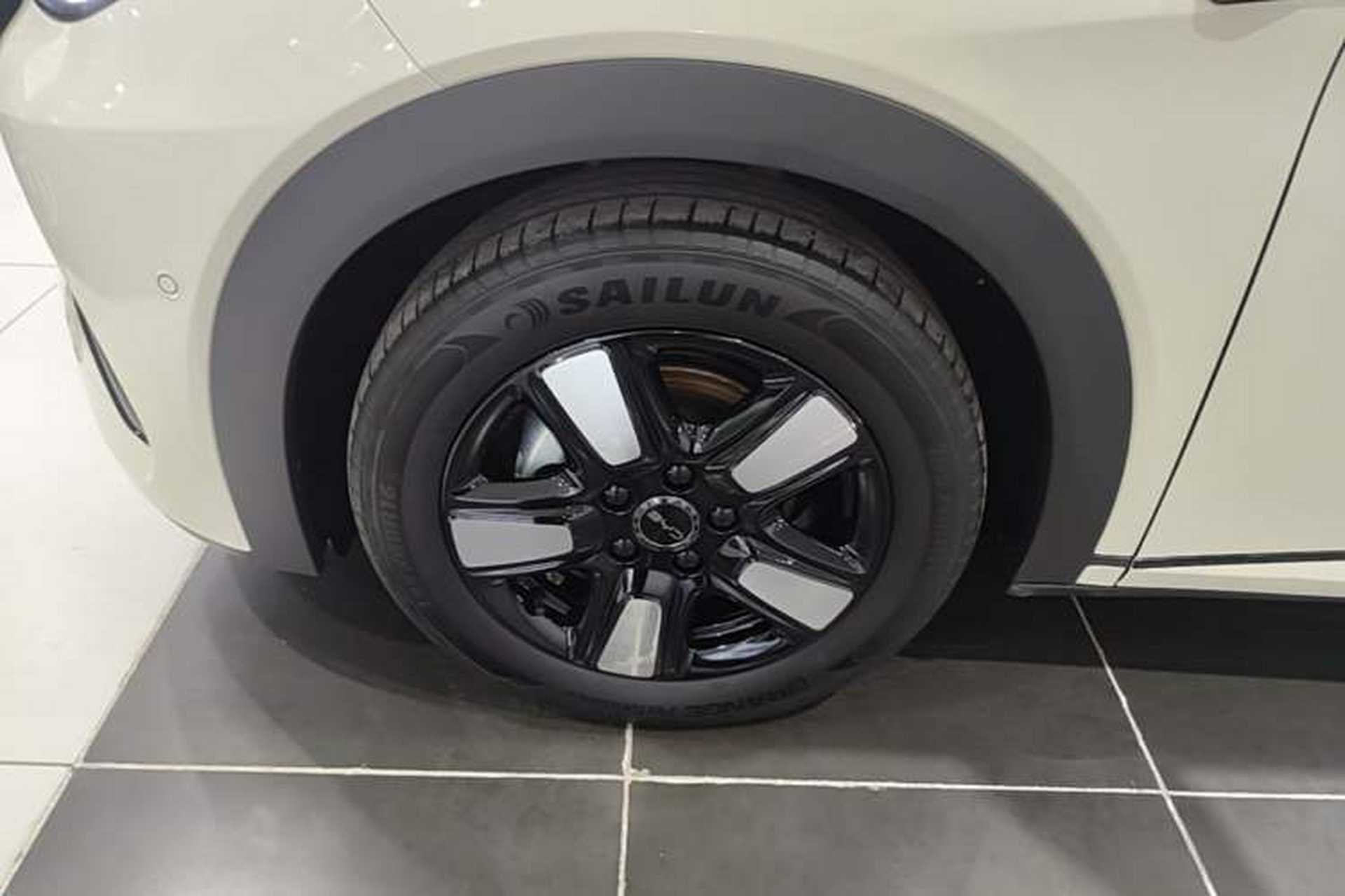 Used BYD Dolphin 2025 Intelligent Driving Version 410 km Fashion Edition Exterior 4