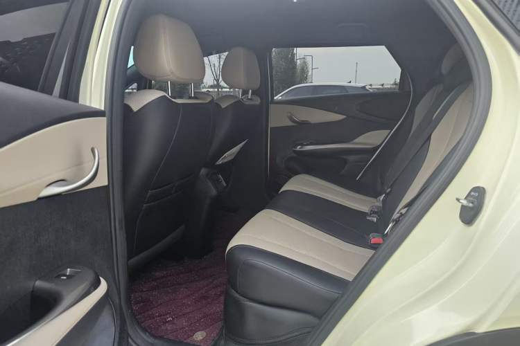 Used BYD Dolphin 2025 Smart Drive Version 420 km Freedom Edition Exterior 8
