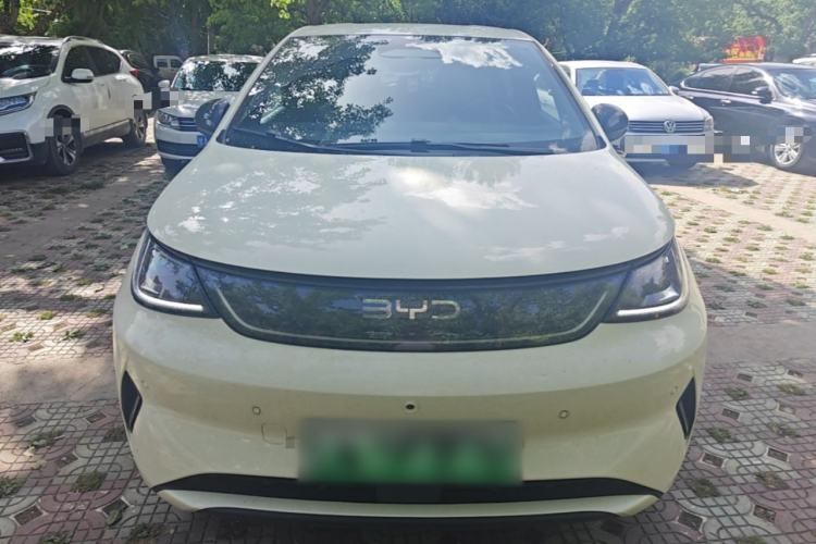 Used BYD Dolphin 2025 Smart Drive Version 420 km Freedom Edition Front