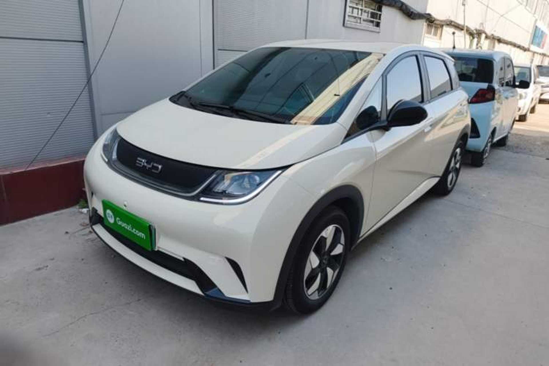 Used BYD Dolphin 2025 420km Free Edition Front Left 45 Deg