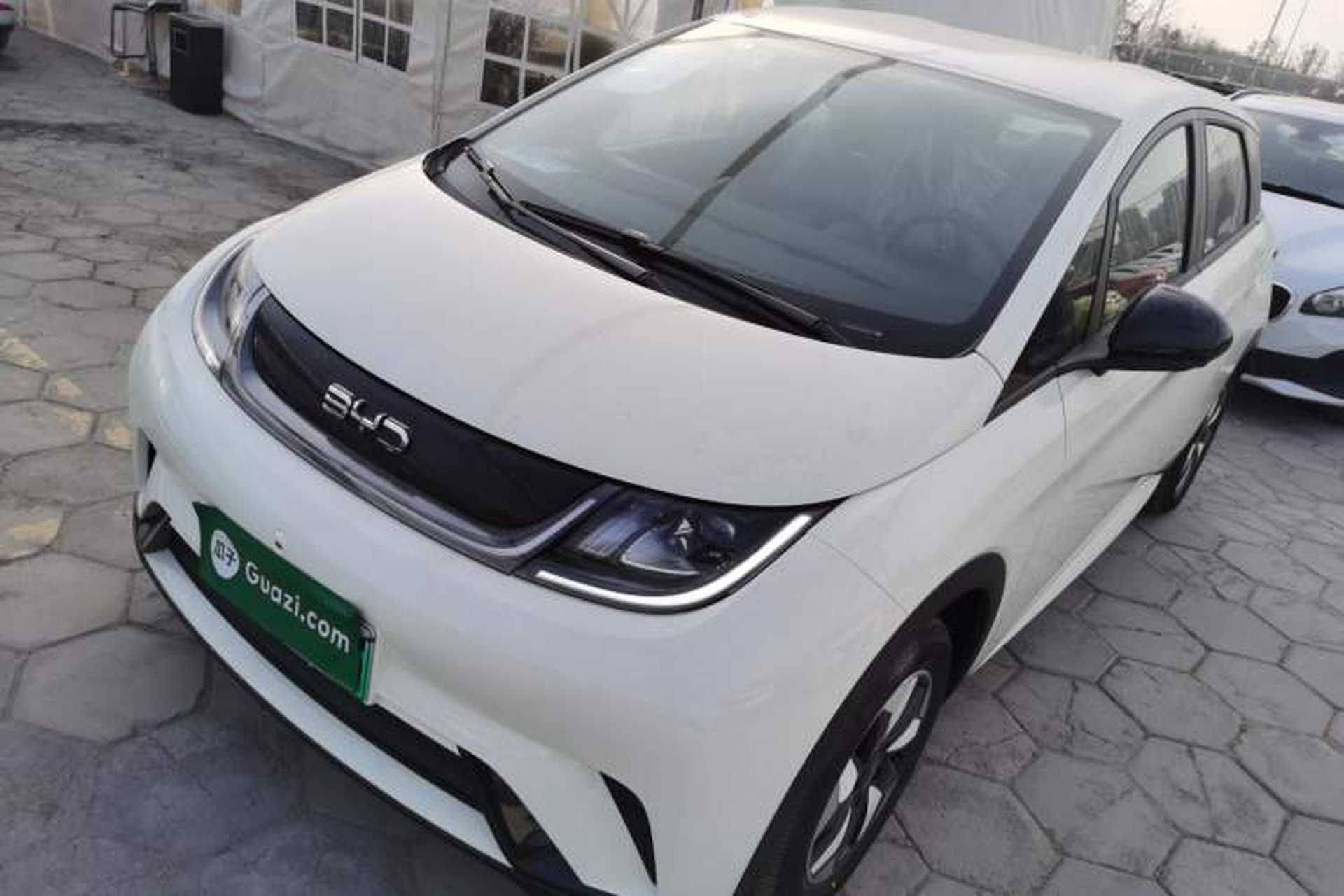 Used BYD Dolphin 2025 420km Free Edition Front Left 45 Deg