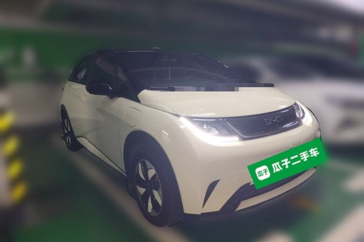 Used BYD Dolphin 2025 420km Free Edition Front Right 45 Deg