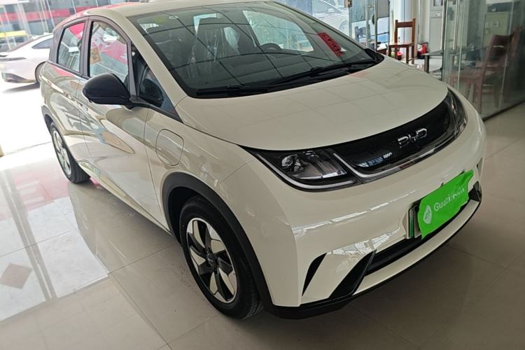 Used BYD Dolphin 2025 420km Free Edition Front Right 45 Deg