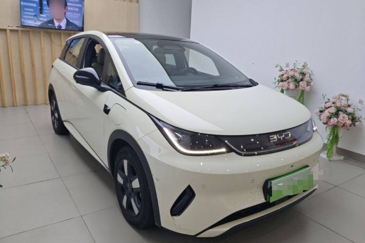 Used BYD Dolphin 2025 Intelligent Driving Version 410 km Fashion Edition Front Right 45 Deg