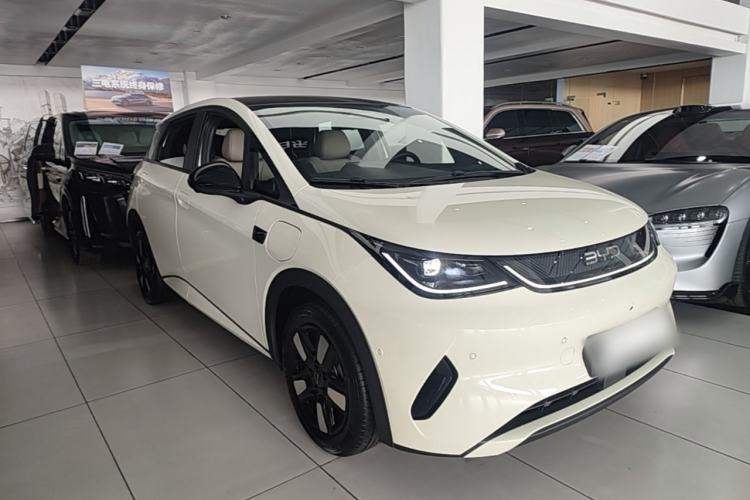 Used BYD Dolphin 2025 Intelligent Driving Version 410 km Fashion Edition Front Right 45 Deg