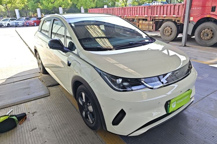 Used BYD Dolphin 2025 Intelligent Driving Version 410 km Fashion Edition Front Right 45 Deg