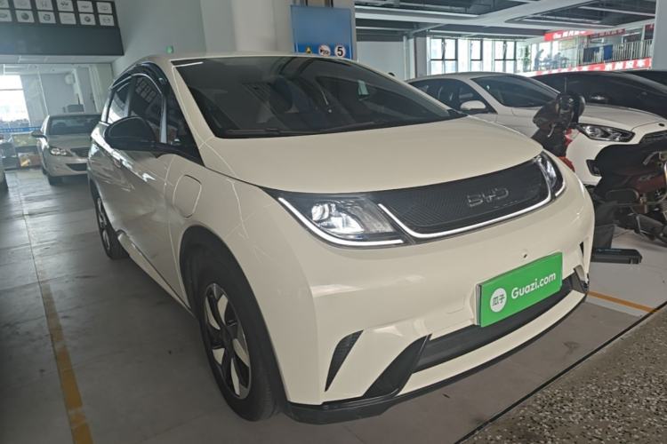 Used BYD Dolphin 2025 420km Free Edition Front Right 45 Deg