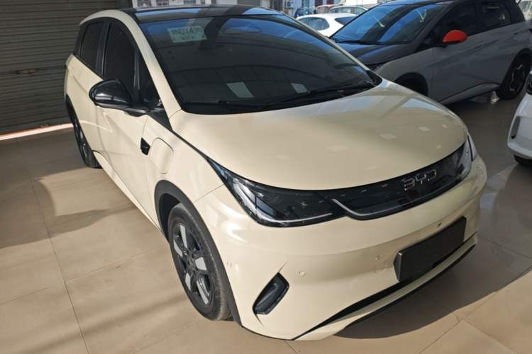 Used BYD Dolphin 2025 Intelligent Driving Version 410 km Fashion Edition Front Right 45 Deg