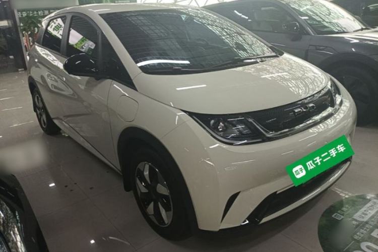 Used BYD Dolphin 2025 420km Free Edition Front Right 45 Deg