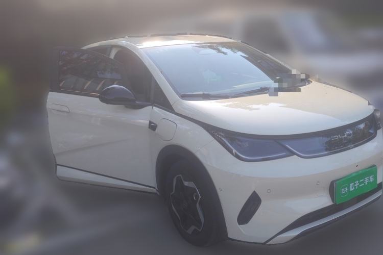Used BYD Dolphin 2025 Smart Drive Version 420 km Freedom Edition Front Right 45 Deg