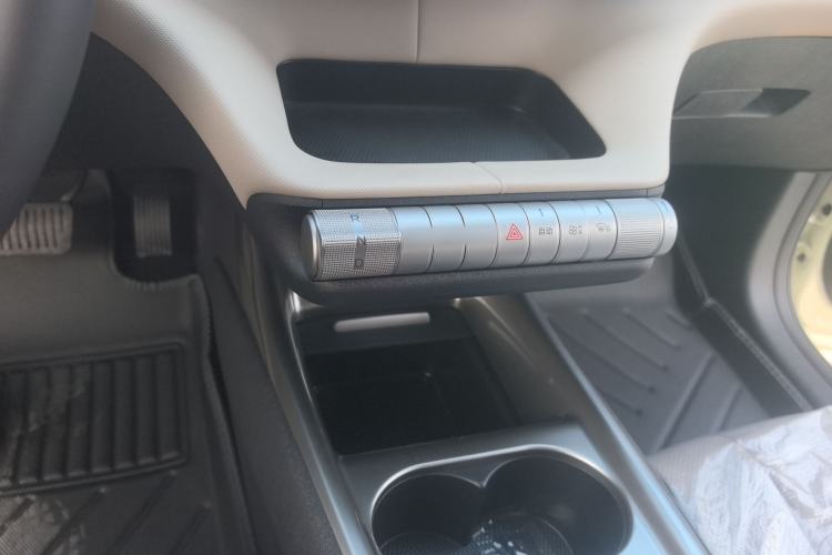 Used BYD Dolphin 2025 420km Free Edition Gear Lever