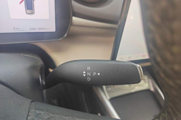 Used BYD Dolphin 2025 Smart Drive Version 420 km Freedom Edition Gear Lever