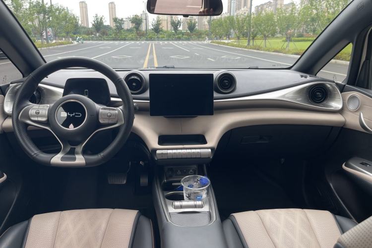 Used BYD Dolphin 2025 420km Active Version Interior 1