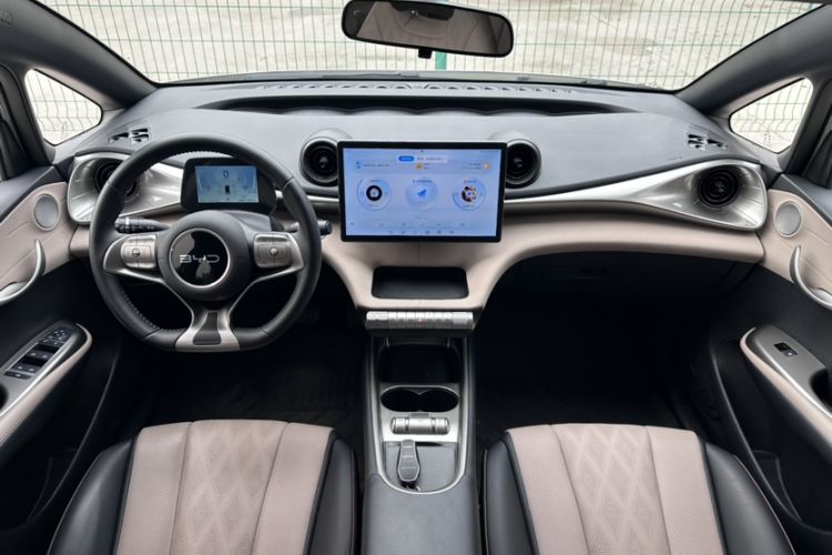 Used BYD Dolphin 2025 420km Free Edition Interior 1