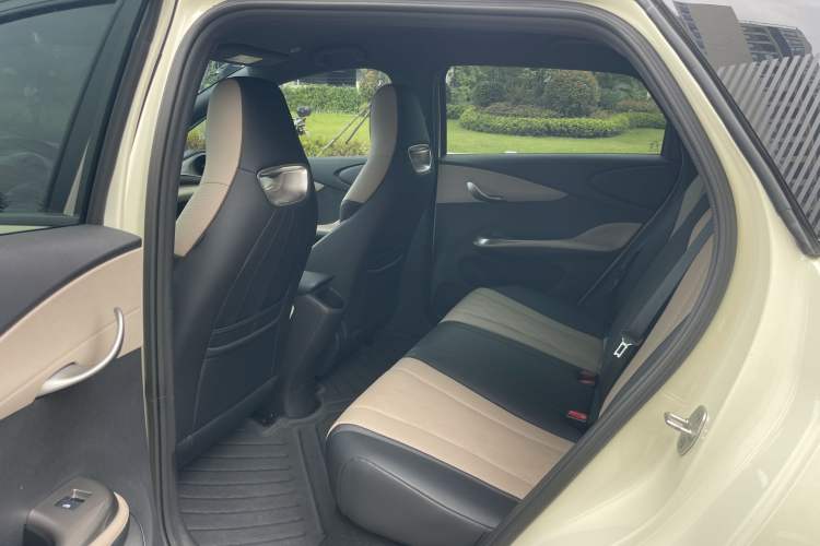Used BYD Dolphin 2025 420km Active Version Interior 2