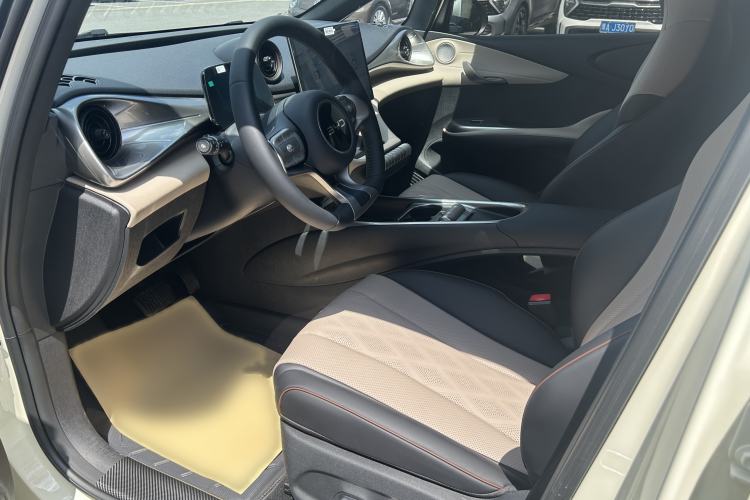 Used BYD Dolphin 2025 420km Free Edition Interior 2