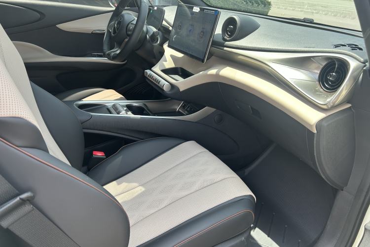 Used BYD Dolphin 2025 420km Free Edition Interior 3