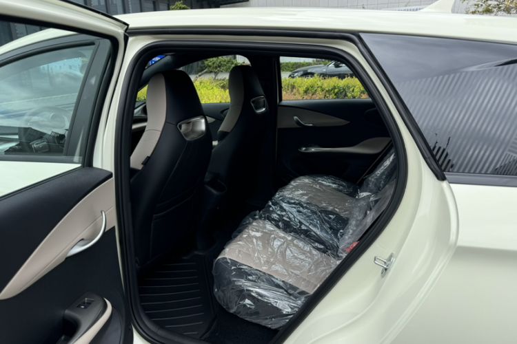 Used BYD Dolphin 2025 420km Free Edition Interior 4