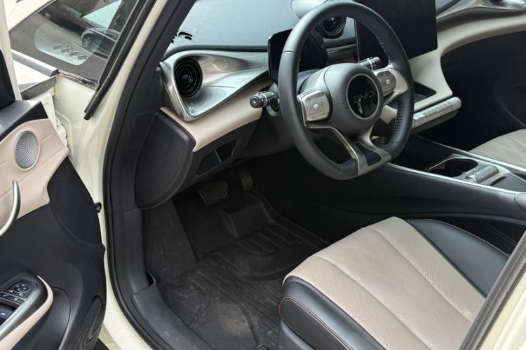 Used BYD Dolphin 2025 420km Free Edition Interior 4
